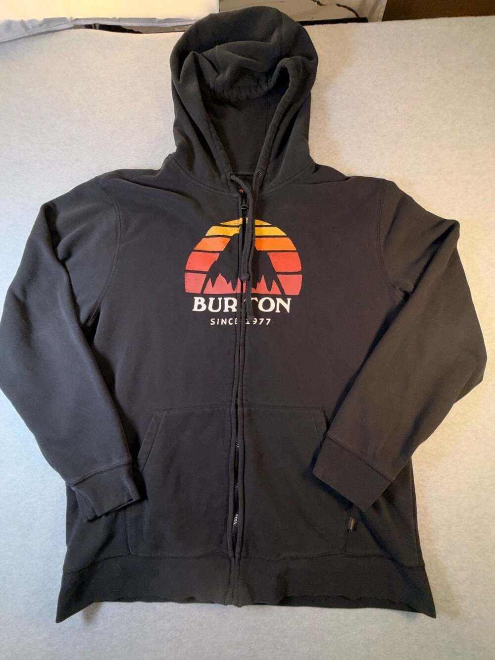 Burton Underhill Men's Full-Zip Hoodie Black Sunset Mountain Graphic